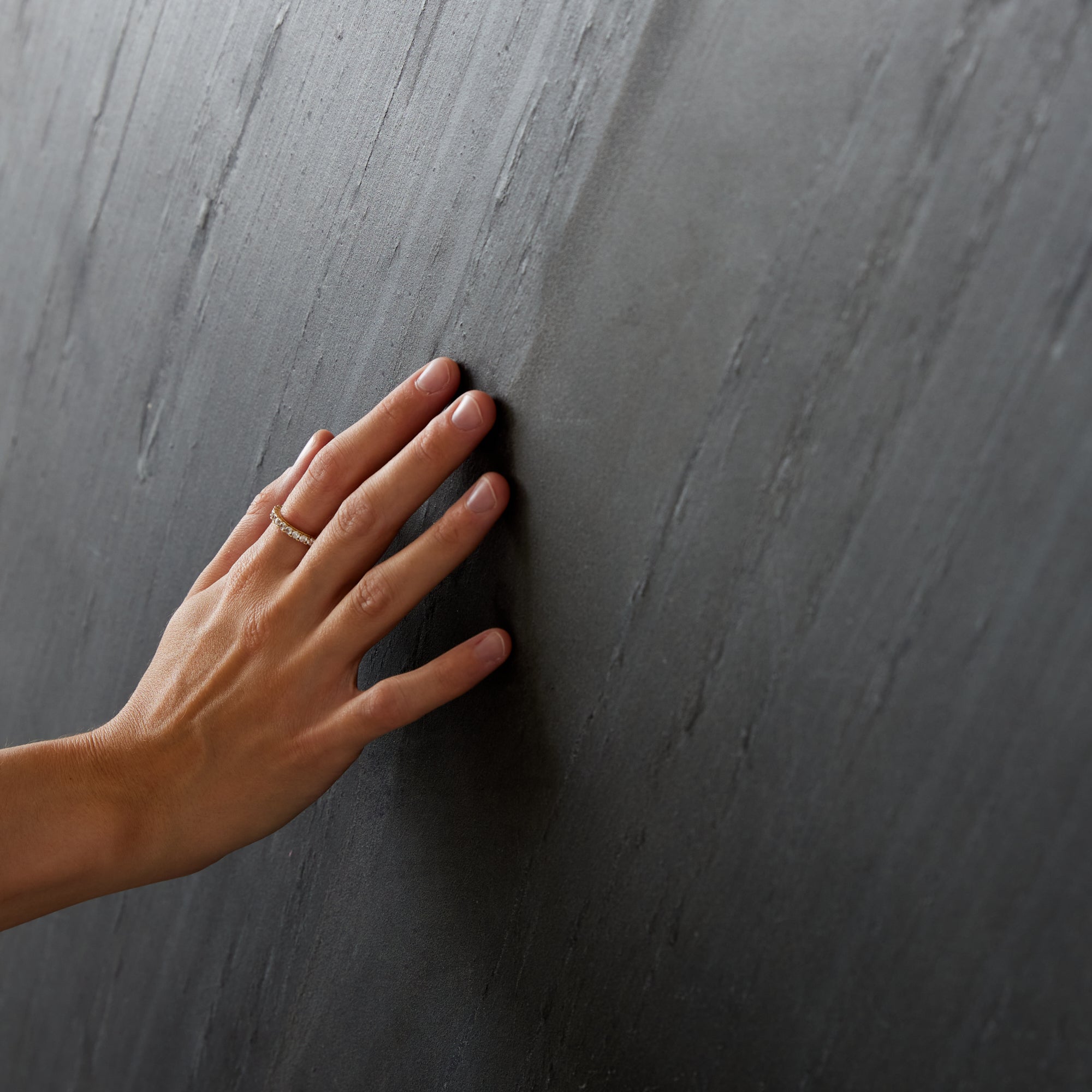 VeloStone™ Line Black Flexible Natural Stone Wall Panel - 290cmx122cm