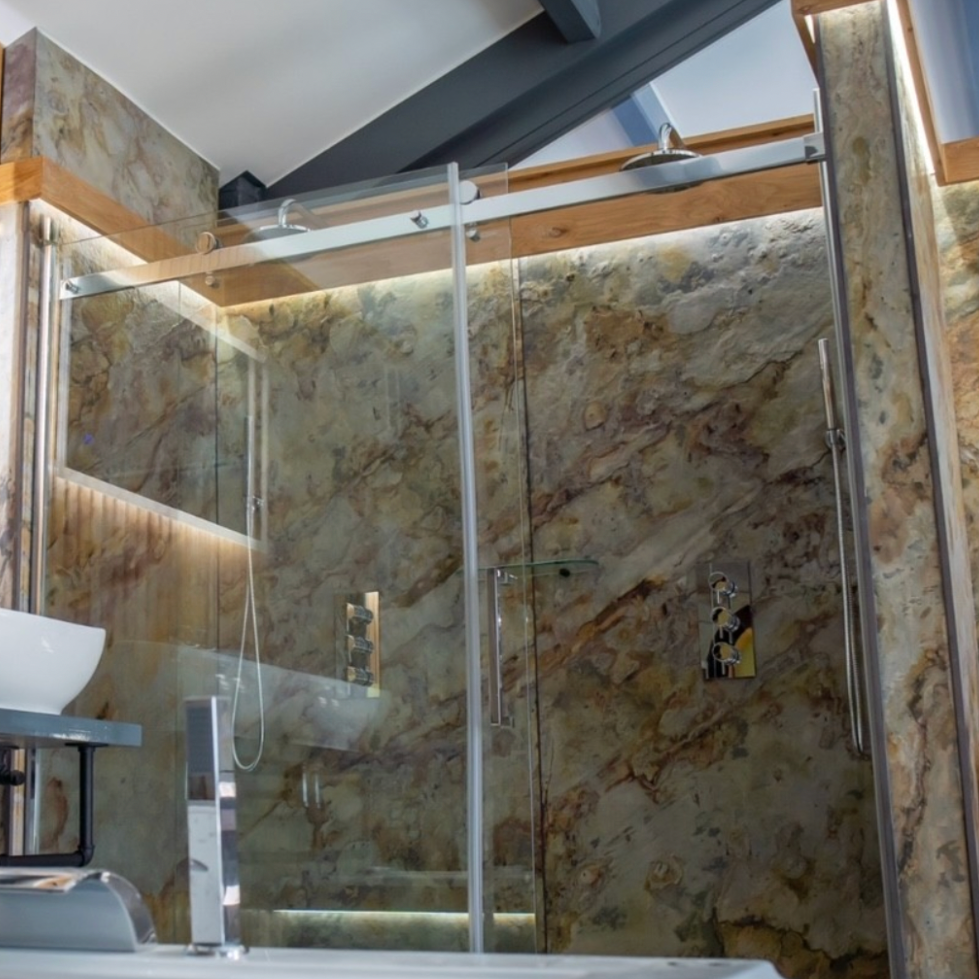 VeloStone™ Indian Autumn Natural Stone Wall Panel - 290cmx122cm