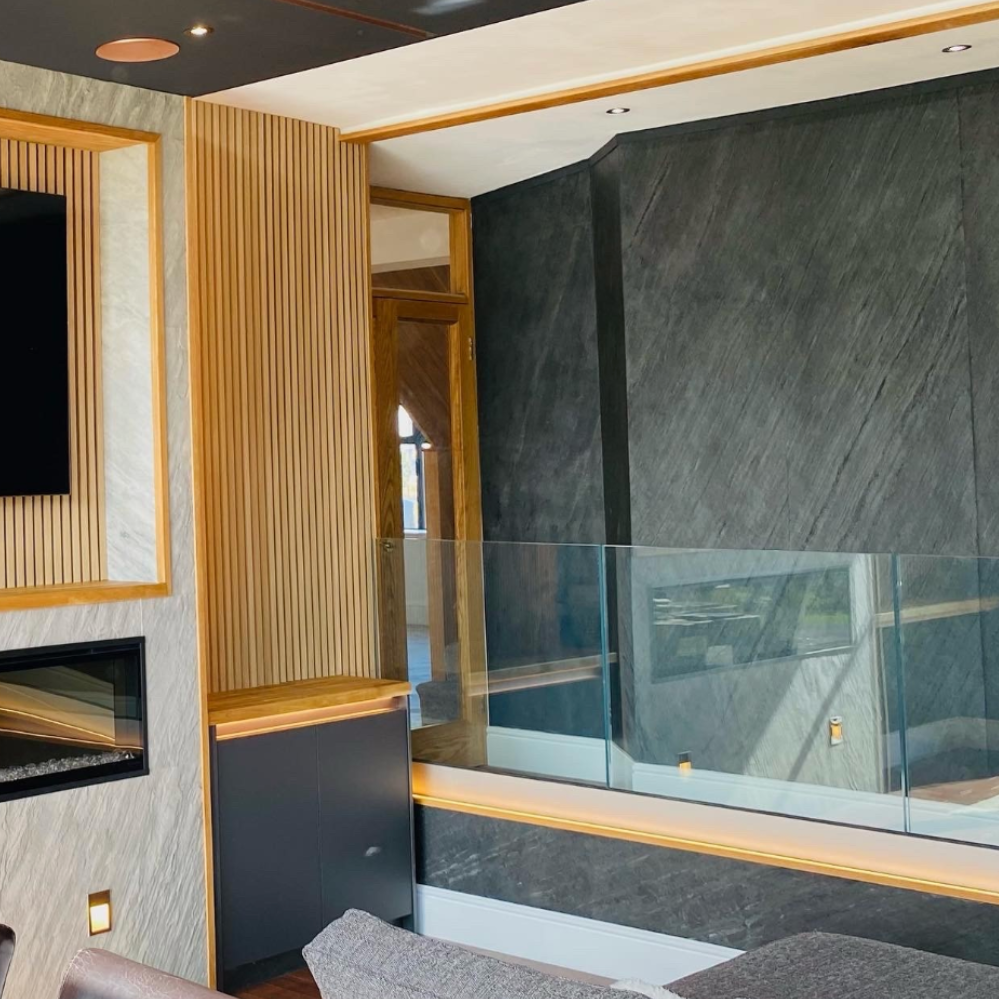 VeloStone™ Line Black Natural Stone Wall Panel - 290cmx122cm